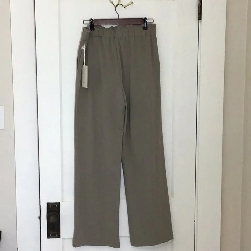 Joie nwt taupe